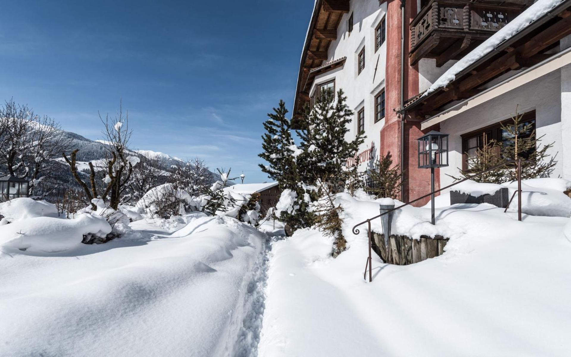 Hotel Strasserwirt - Ansitz Zu Tirol Strassen