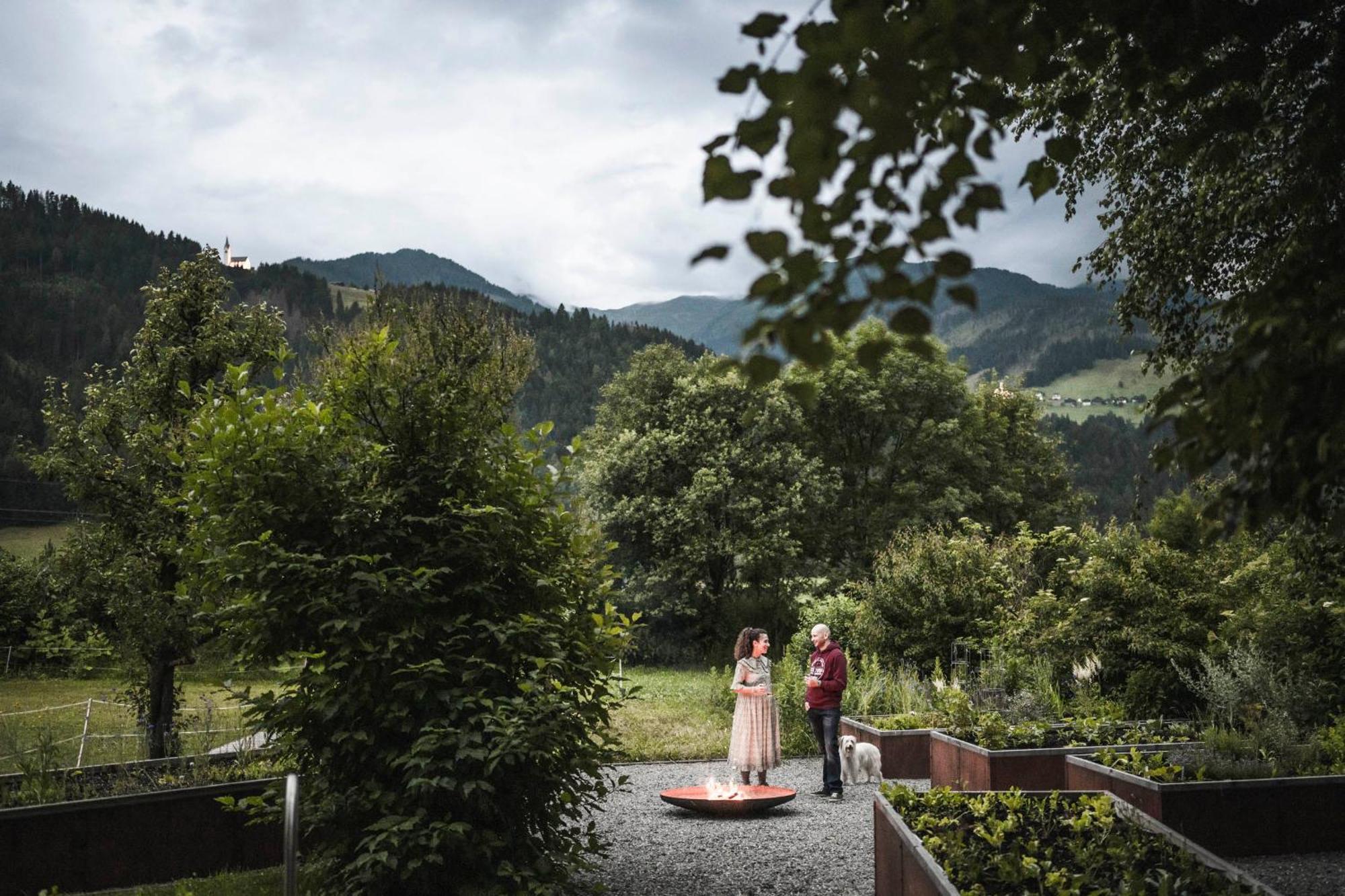 Hotel Strasserwirt - Ansitz Zu Tirol 4*